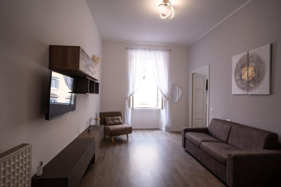 Communal lounge/ TV room, Bed, TV and multimedia, Living room