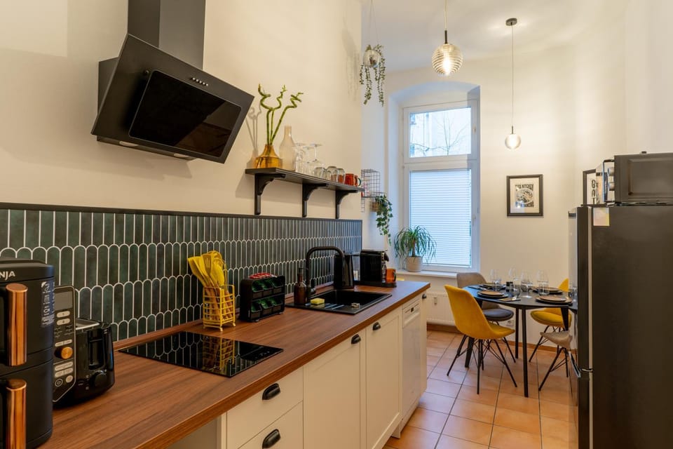 Kitchen or kitchenette, Dining area, kitchen, kitchen
