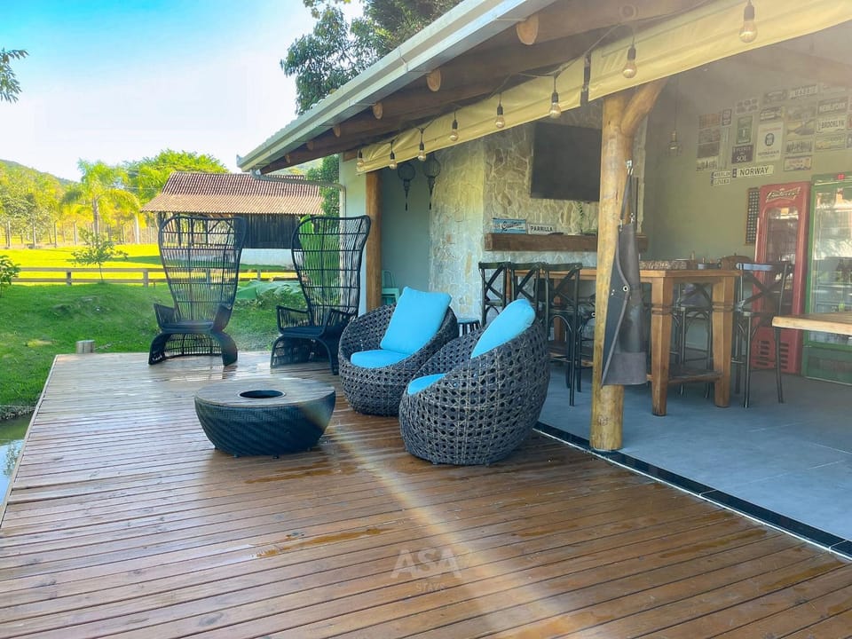 Solarium, Seating area, Area and facilities, Sunset