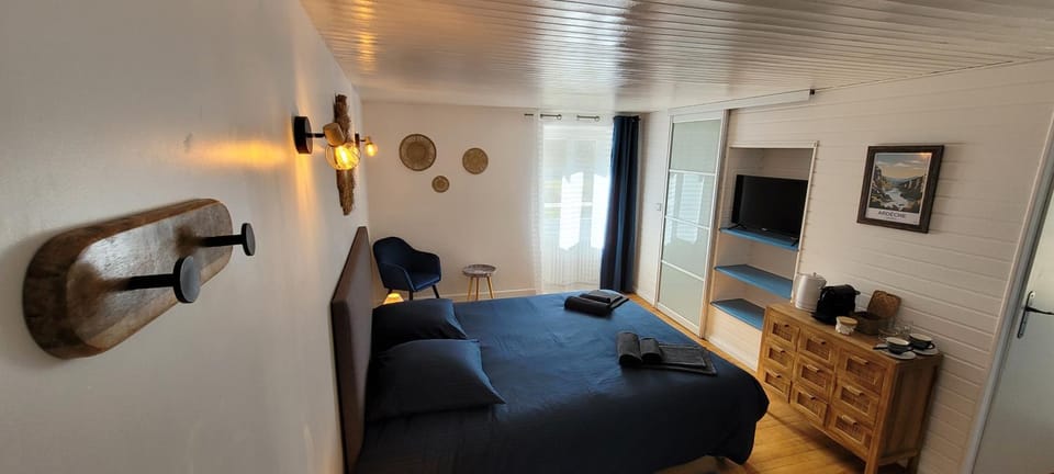 TV and multimedia, Bedroom