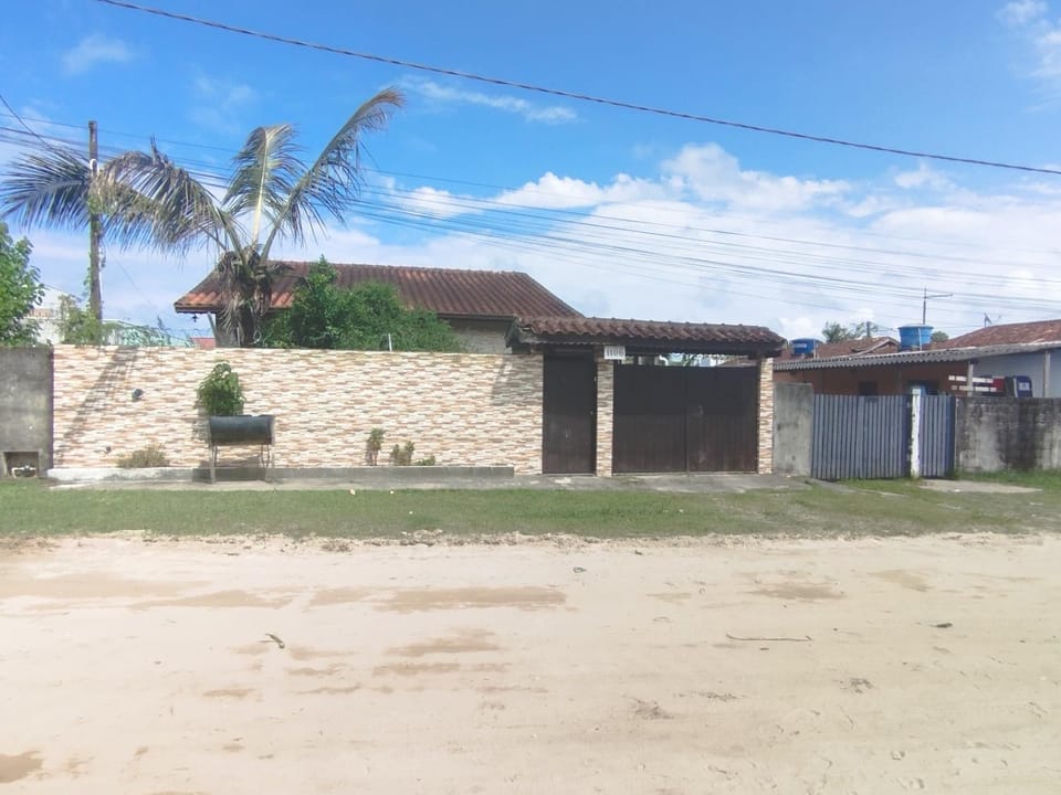 Casa da Praia House in Bertioga