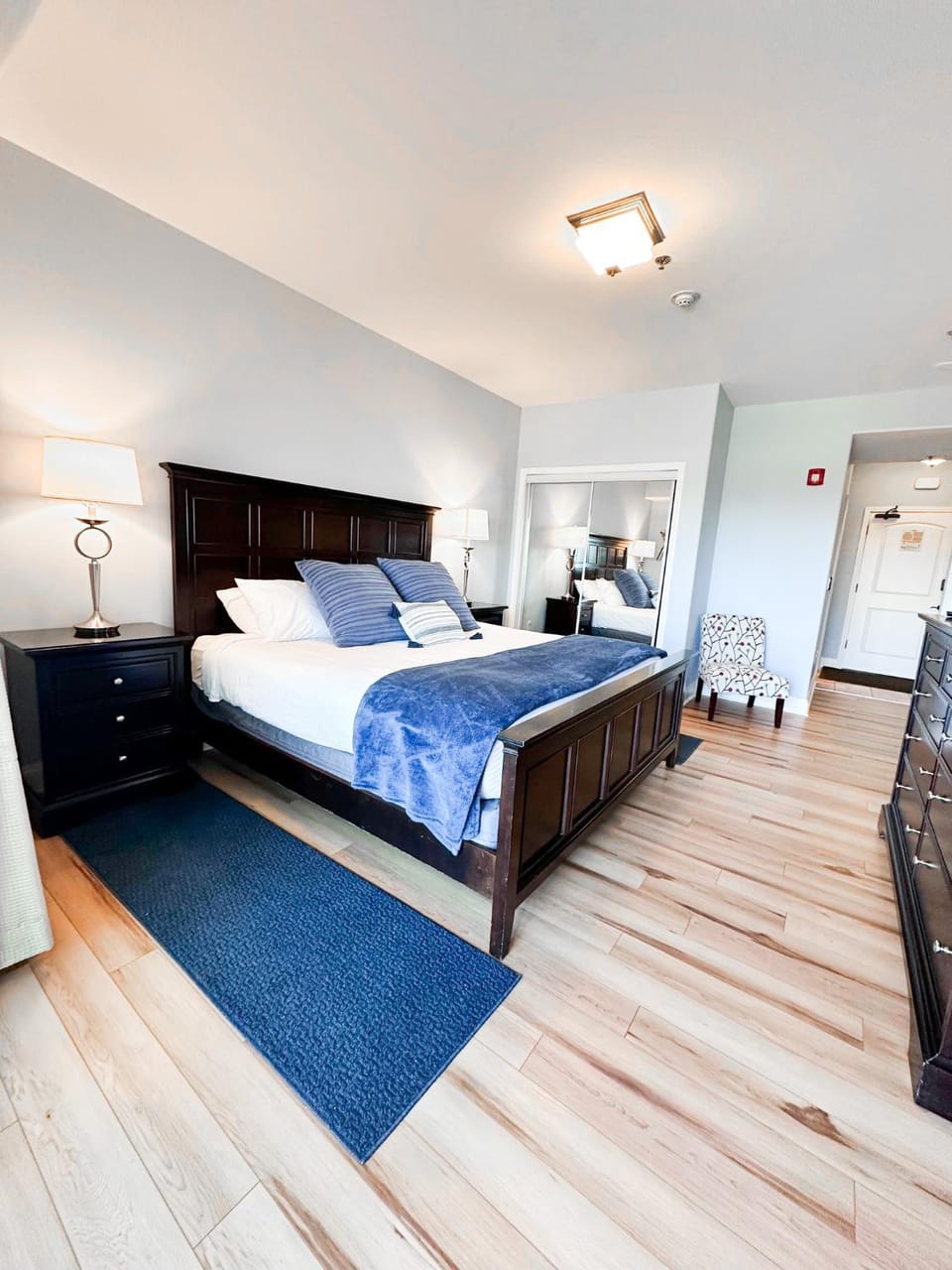 Fairway to Heaven at Four Season 2BED2BATH Condo House in Lake of the Ozarks
