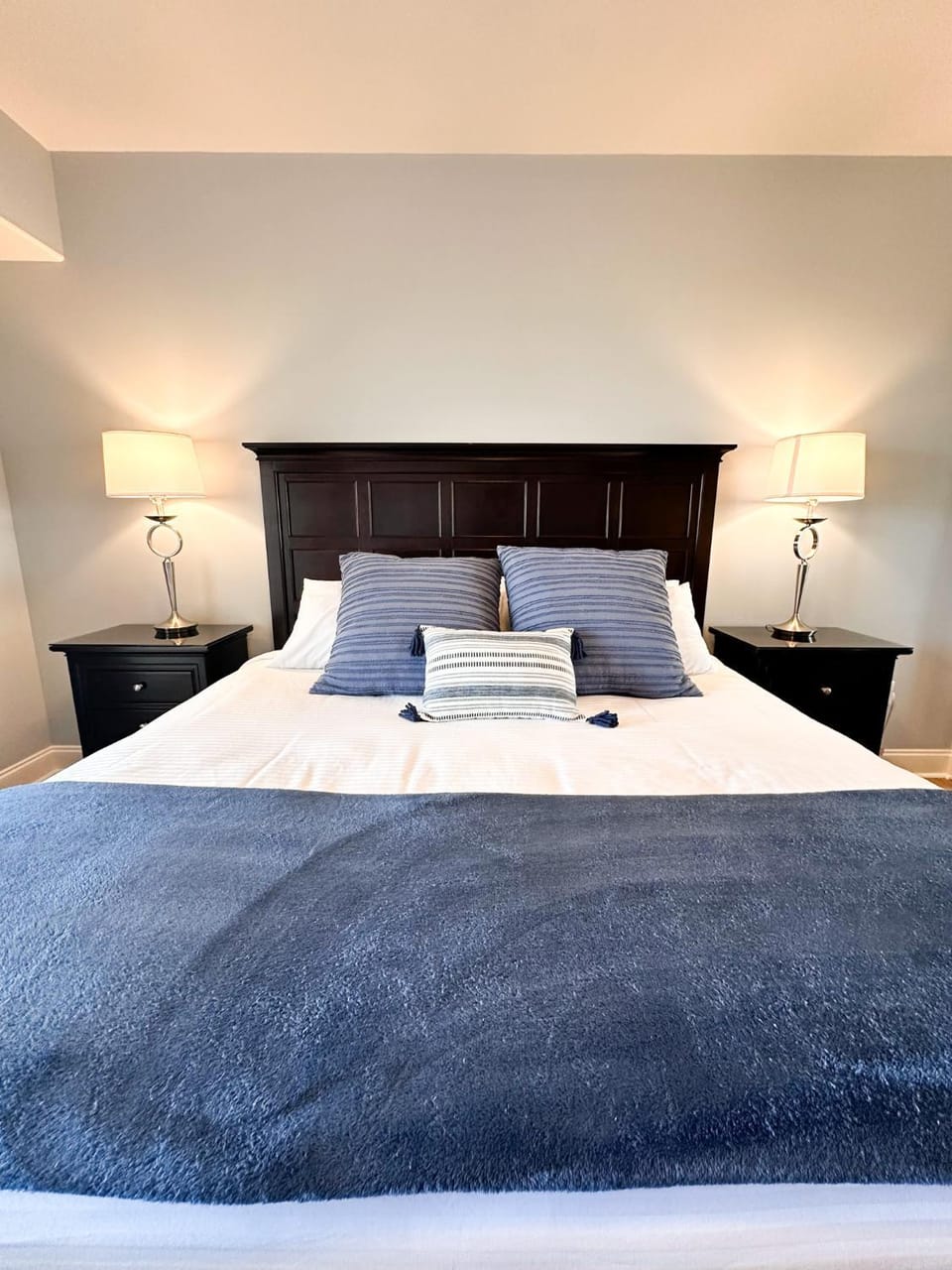 Fairway to Heaven at Four Season 2BED2BATH Condo House in Lake of the Ozarks