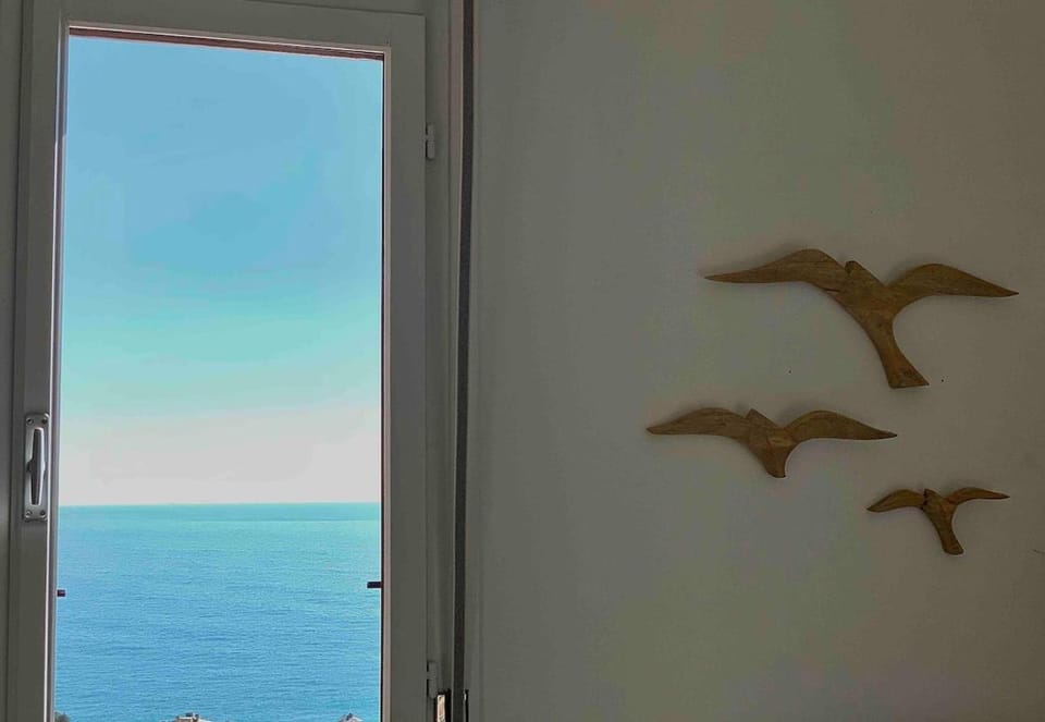 Bright Attic in Monterosso with Sea View Terrace Apartment in Monterosso al Mare