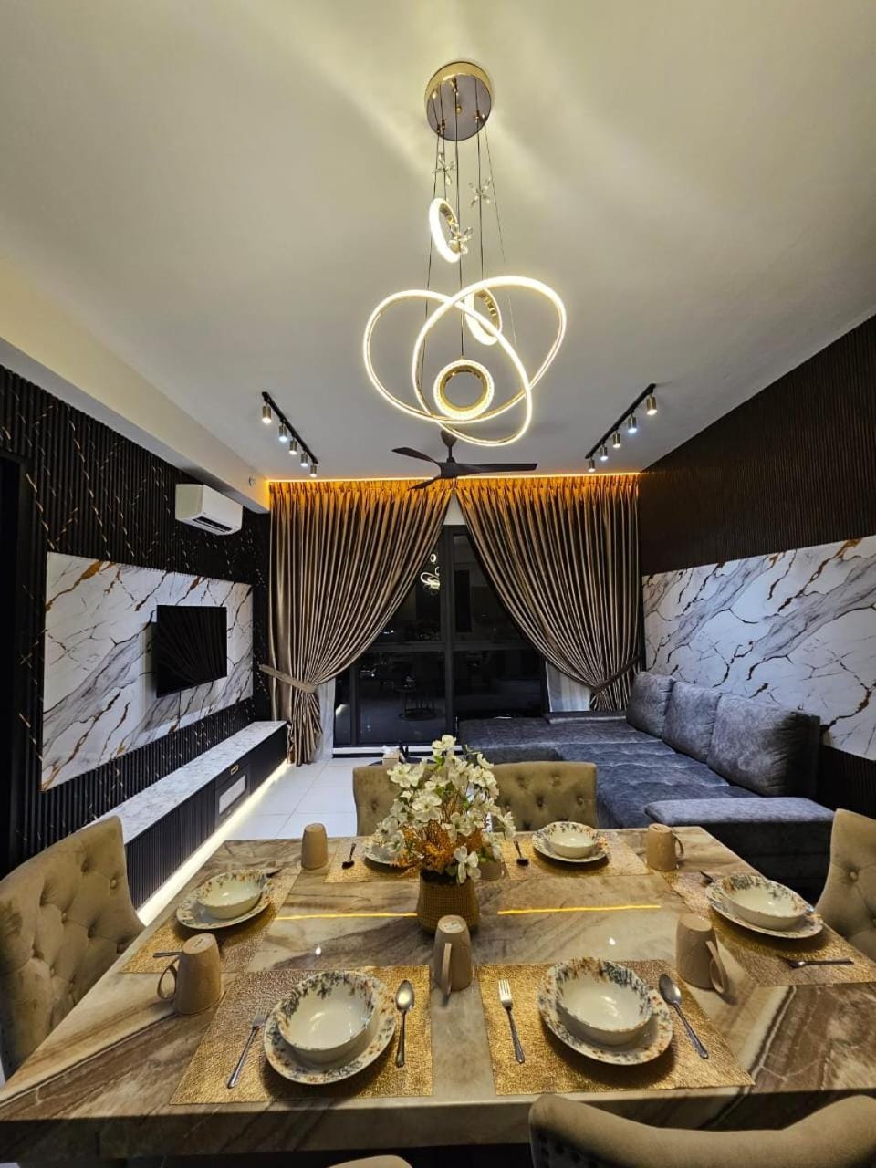 BLS Penang-GurneyDrive-Komtar-GeorgeTown-USM-10Pax Apartment in George Town