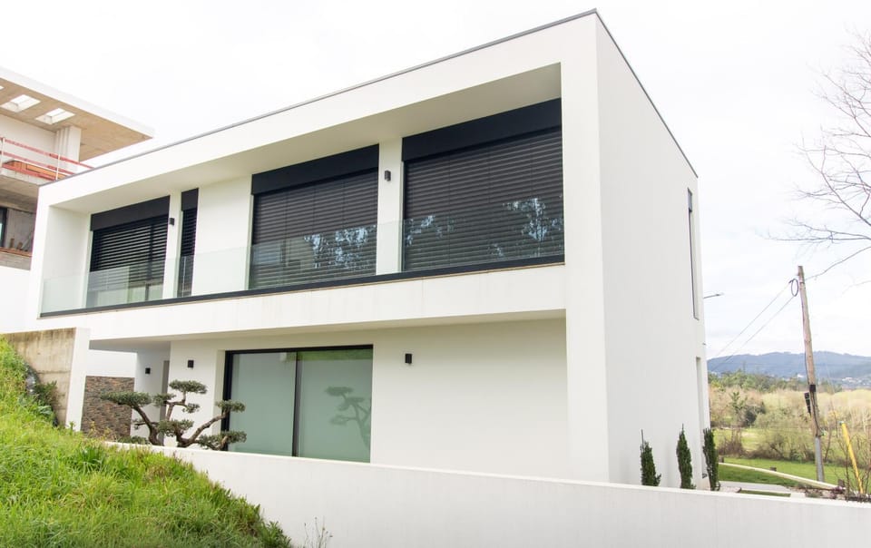 Property building, Spring, Day