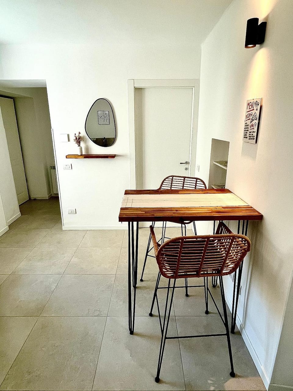 Kitchen or kitchenette, Dining area, kitchen