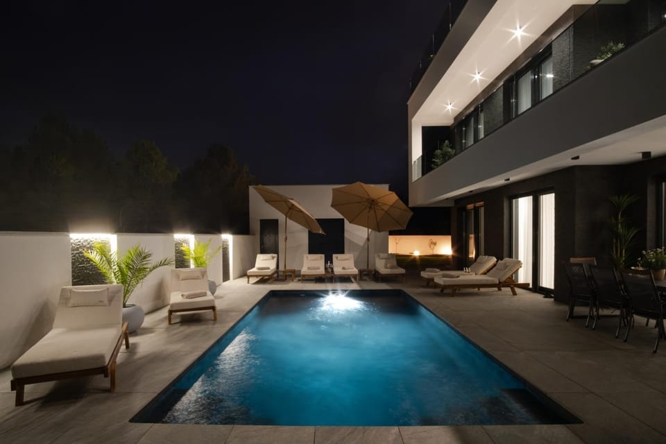 Pool view