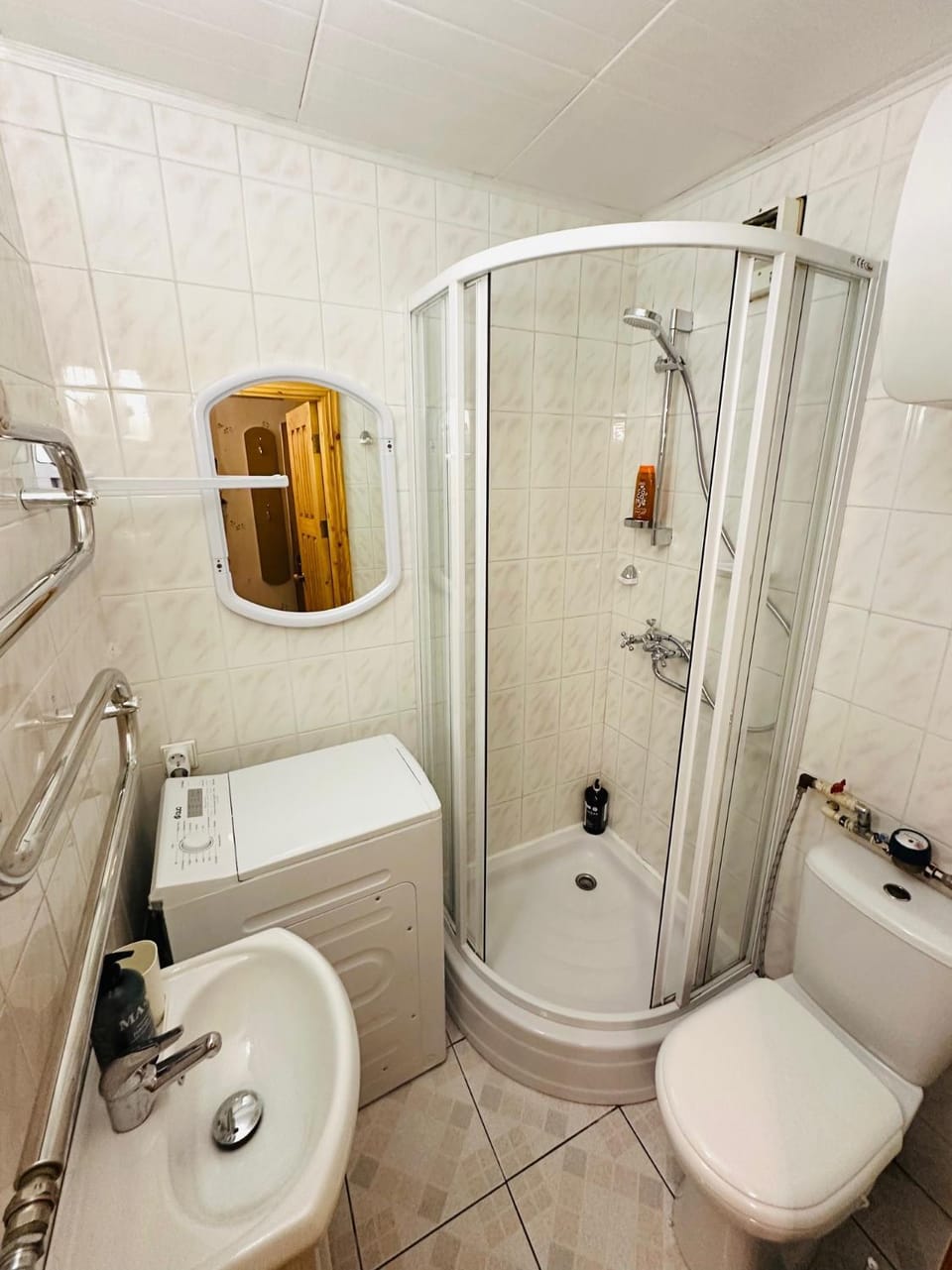 Shower, Toilet, Bathroom