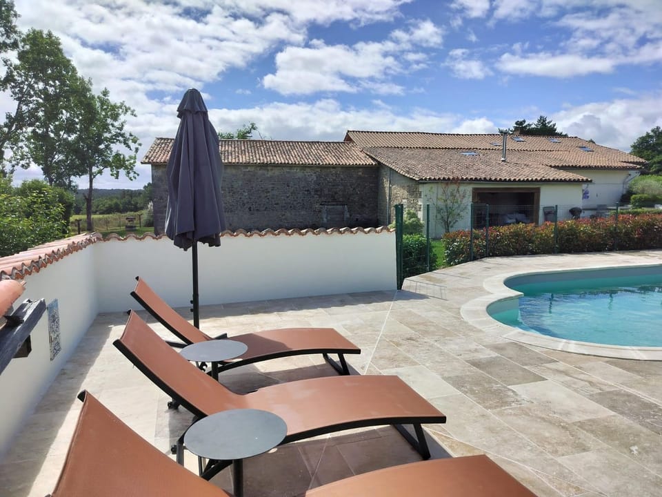Gites Champfort House in Nouvelle-Aquitaine