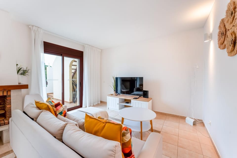 Sunny Apartment in Sunset Villas Apartment in Quarteira