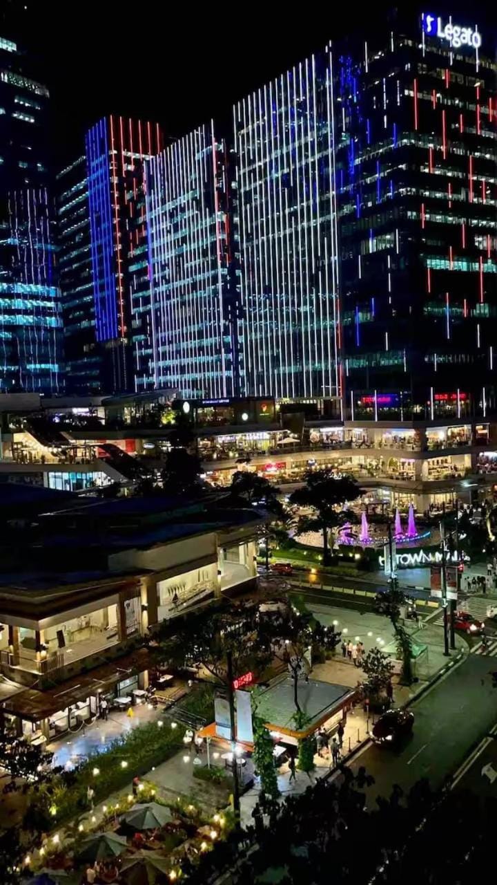 Uptown Parksuite 1 BR Tower 2 BGC Taguig Apartment hotel in Makati