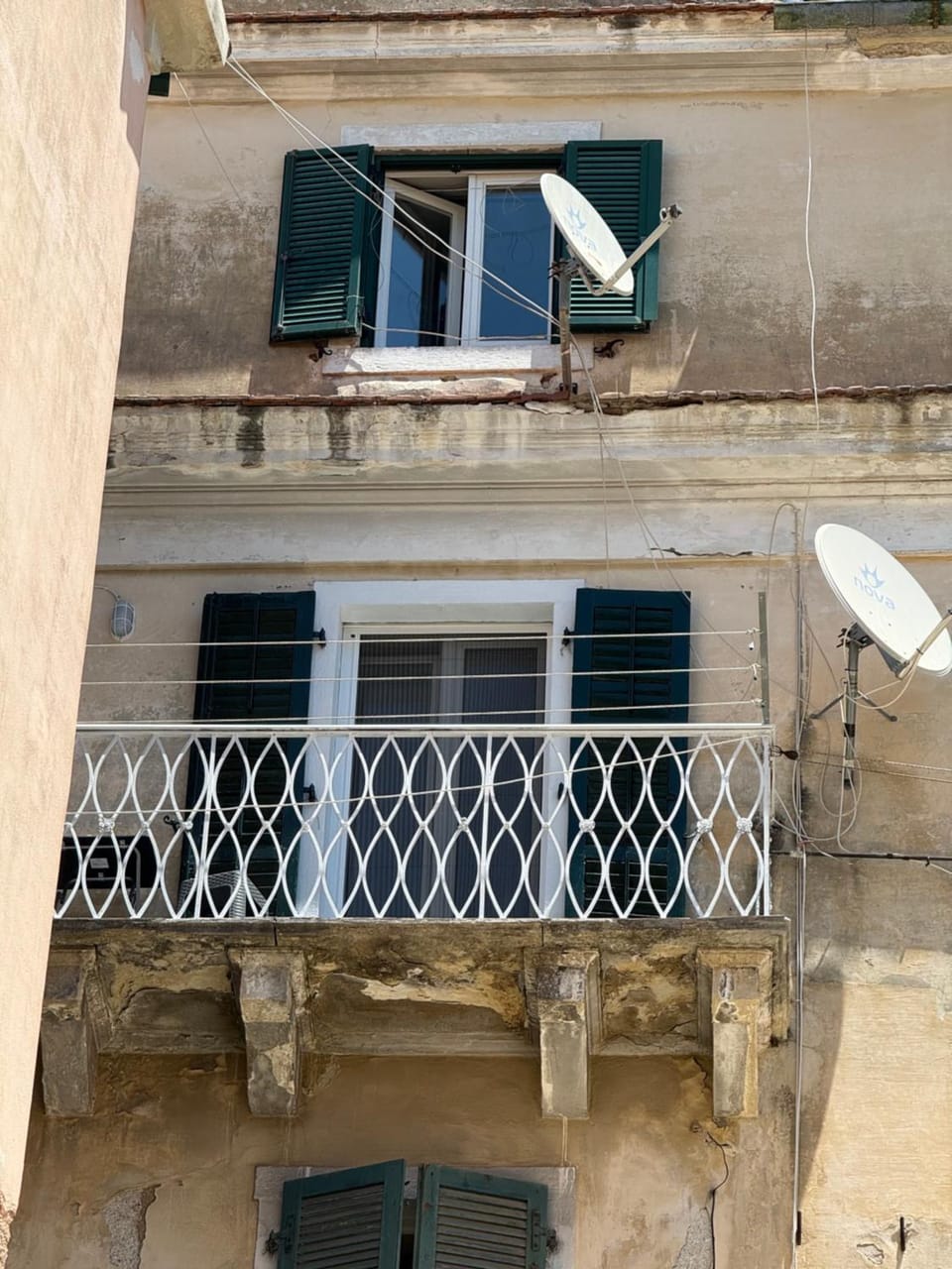 Property building, View (from property/room), Balcony/Terrace