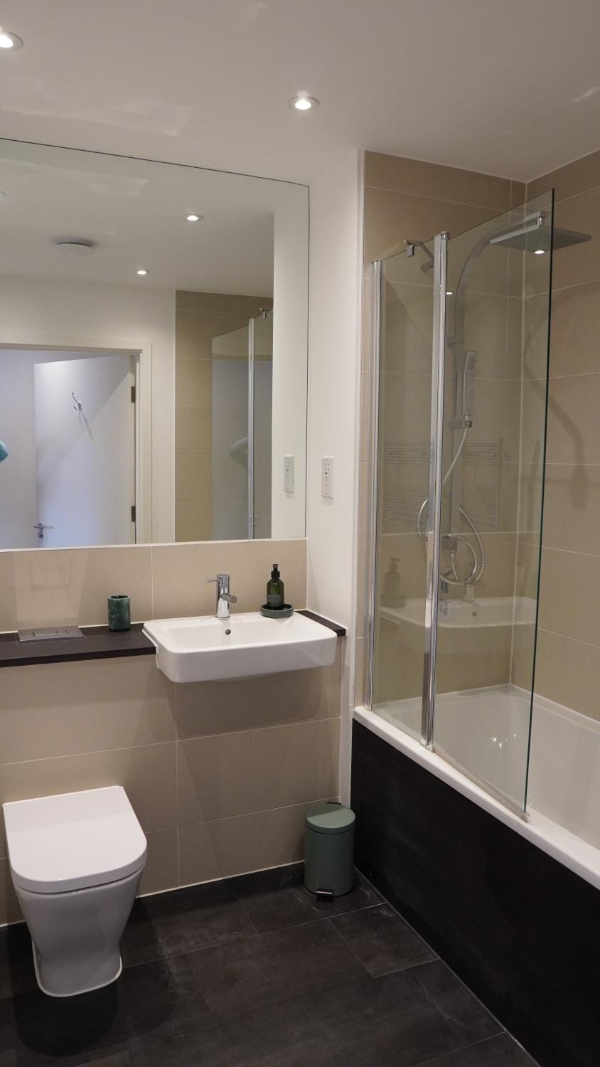 Shower, Toilet, Bathroom