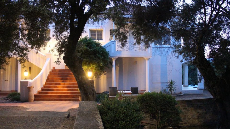 Property building, Garden, Garden view