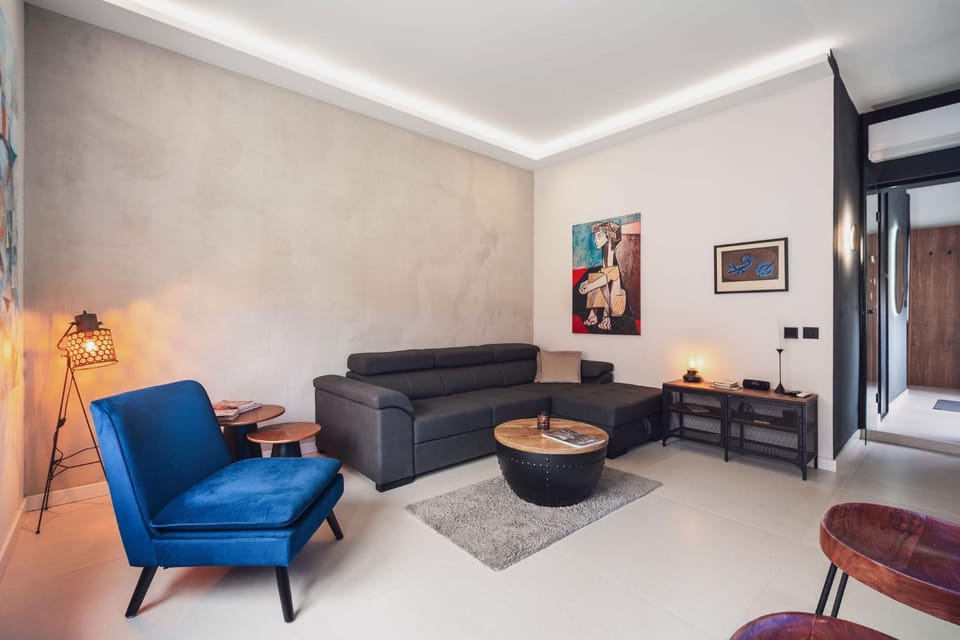Prime Location Modern Luxury in Bohemian Skadarlija! Apartment in Belgrade