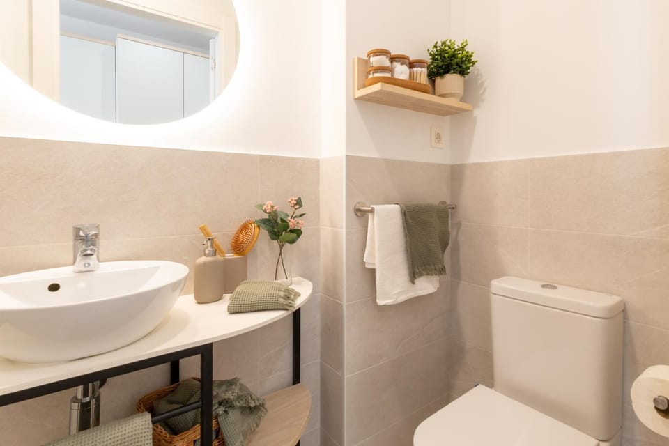 Toilet, Bathroom