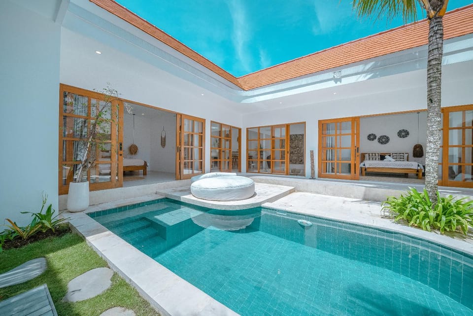 CASA MIYA - NEW Modern & Luxury 3BR Villa Canggu Beach Villa in North Kuta
