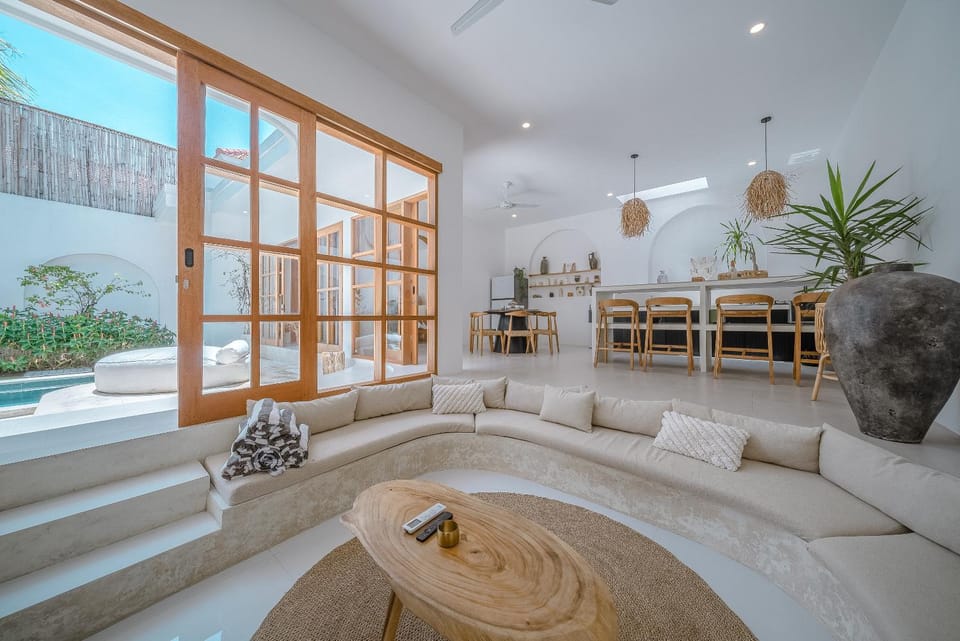CASA MIYA - NEW Modern & Luxury 3BR Villa Canggu Beach Villa in North Kuta