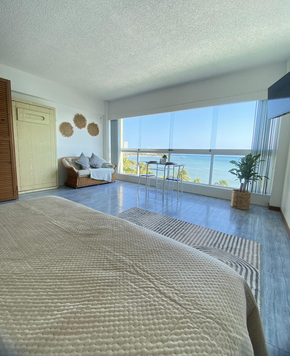 Natural landscape, View (from property/room), Living room, Photo of the whole room, Bedroom