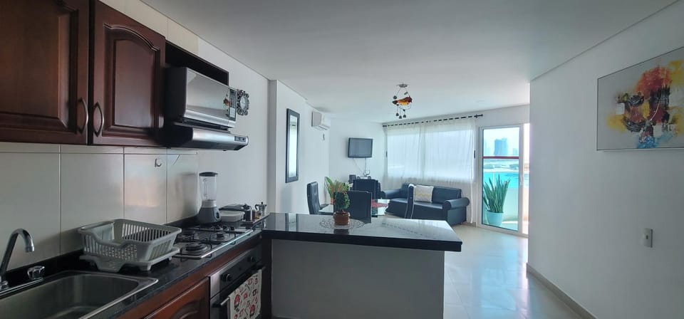 TV and multimedia, Kitchen or kitchenette, Living room, Seating area, Dining area, oven, pet friendly, stove, toaster
