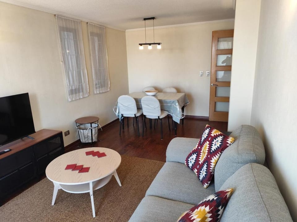 Communal lounge/ TV room, Living room, Dining area