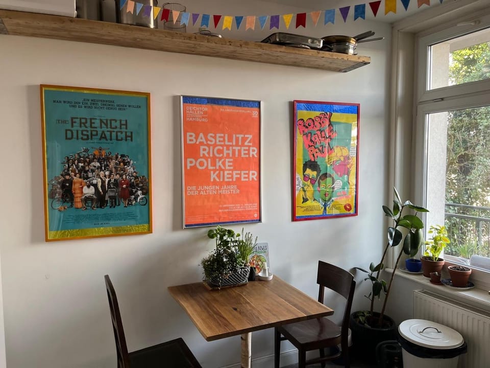 Zentrales Zimmer mit eigenem Balkon Vacation rental in Hamburg