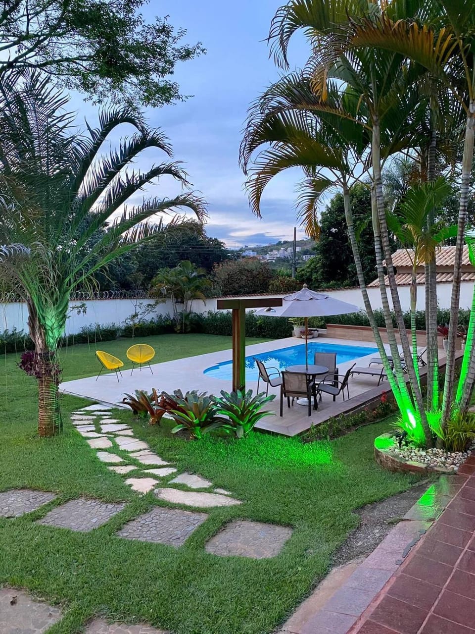 Natural landscape, Garden, Garden view, Pool view, Swimming pool, sunbed