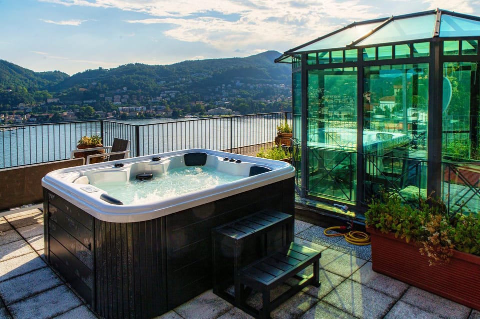 Hot Tub, Open Air Bath
