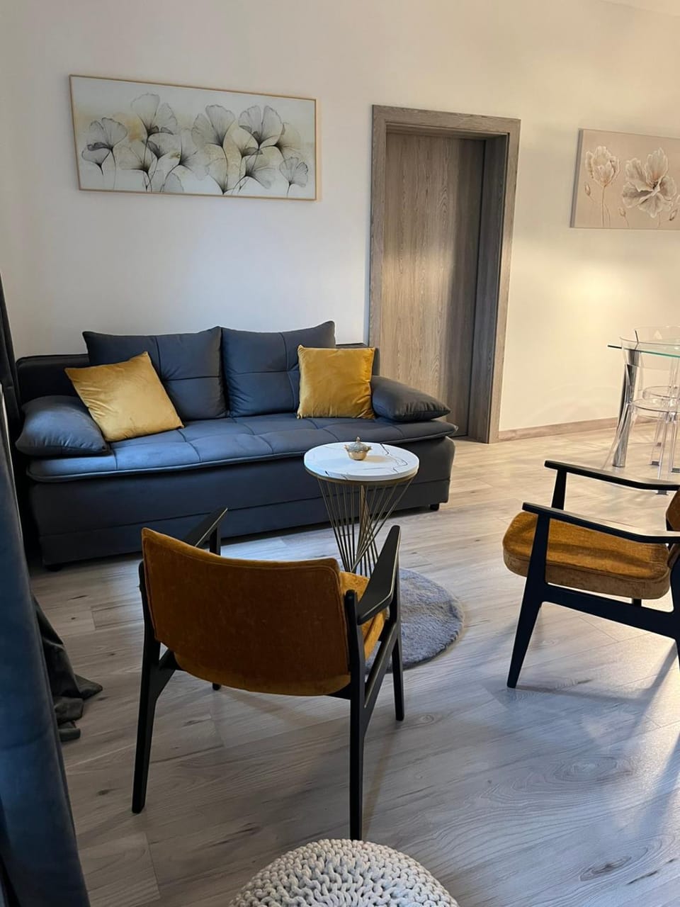 Seating area