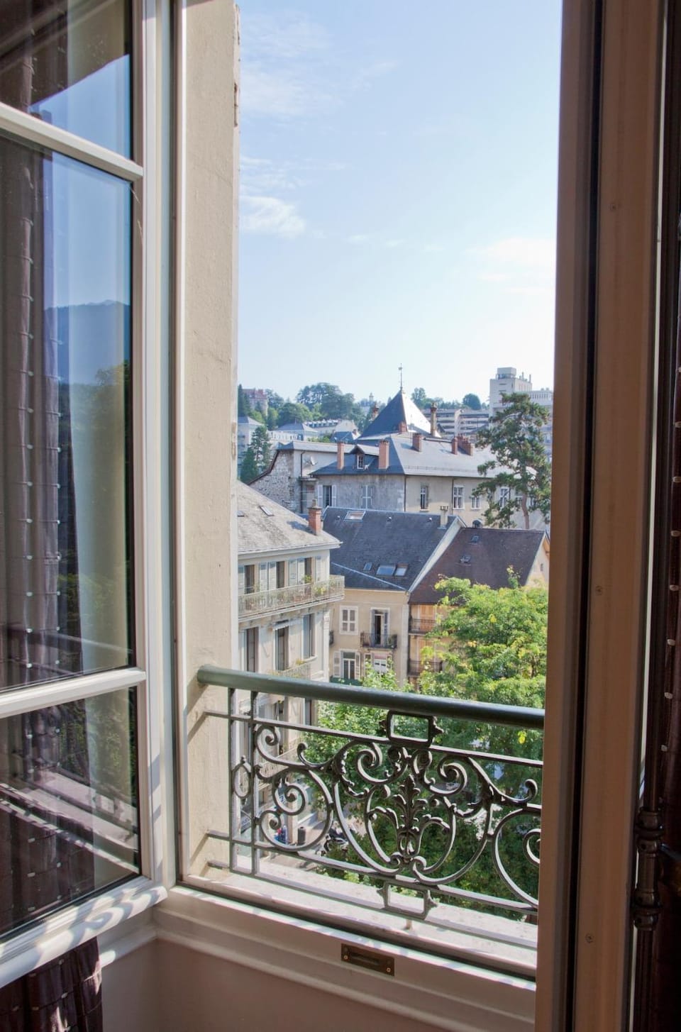 Charmant T3 ,100m2, centre ville, classé 3 étoiles Apartment in Aix-les-Bains