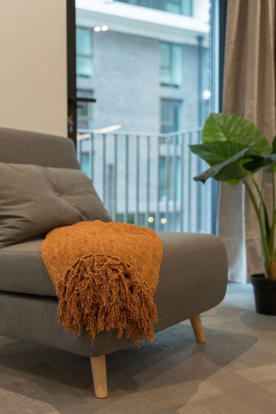 Luxury Flat The Only One with AirCon Apartment in London Borough of Southwark