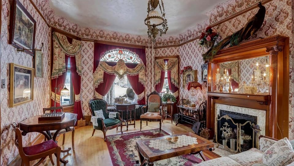 Property building, Living room