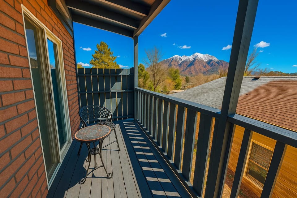 Patio, Day, Natural landscape, View (from property/room), Balcony/Terrace, Mountain view