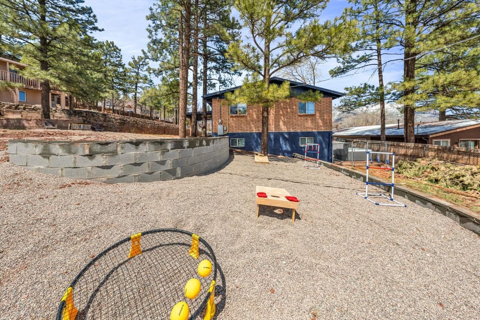 Property building, Day, Natural landscape