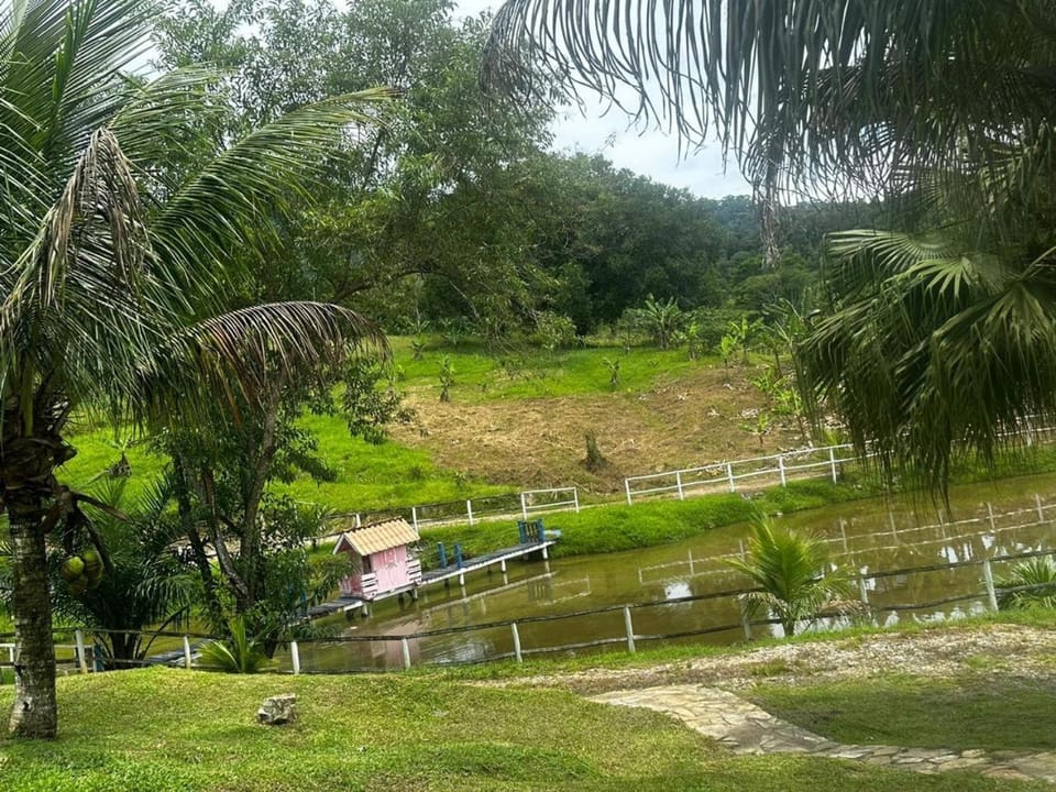 Pousada Rancho Bananas Felizes Country House in State of São Paulo