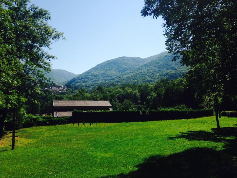 Nearby landmark, Natural landscape, Mountain view