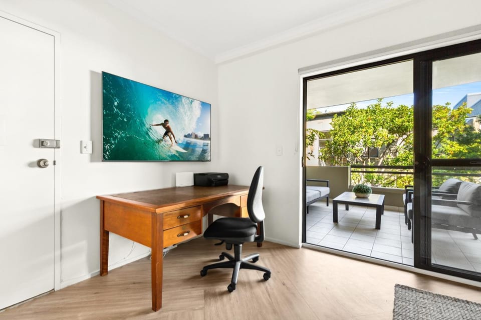 Spacious 2-Bed 2-Bath Moments from Avalon Beach Apartment in Pittwater Council