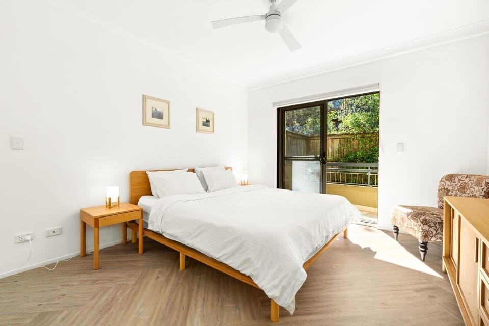 Spacious 2-Bed 2-Bath Moments from Avalon Beach Apartment in Pittwater Council