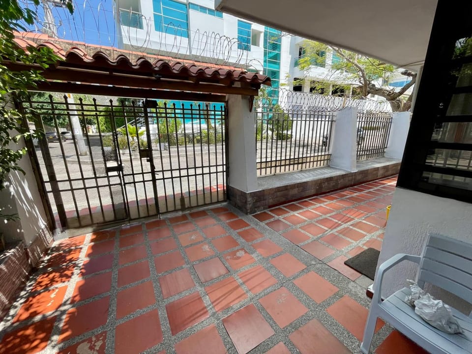 Property building, Patio, Day, Balcony/Terrace, Balcony/Terrace