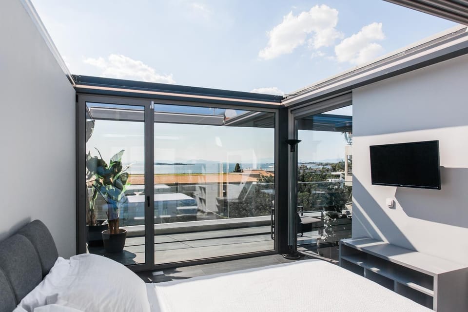 Raise Infinity Blue Penthouse Apartment in Vouliagmeni