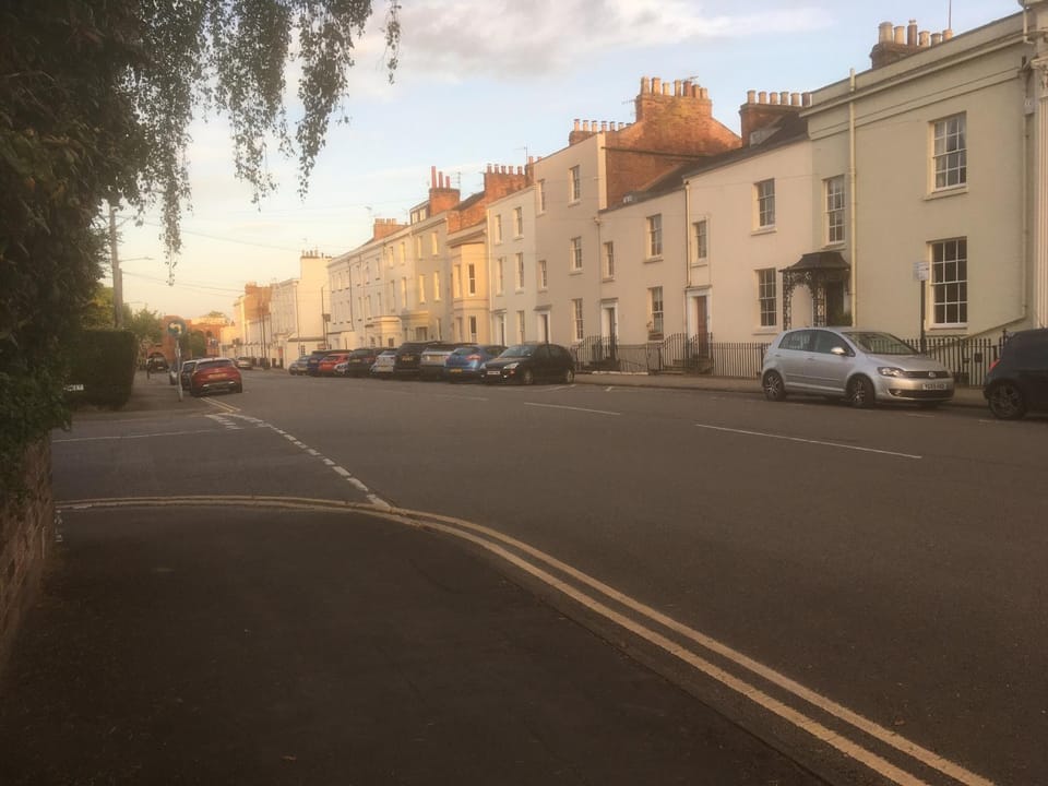 Private attic in Georgian townhouse with free parking Vacation rental in Royal Leamington Spa