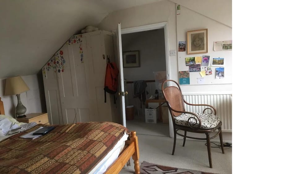 Private attic in Georgian townhouse with free parking Vacation rental in Royal Leamington Spa