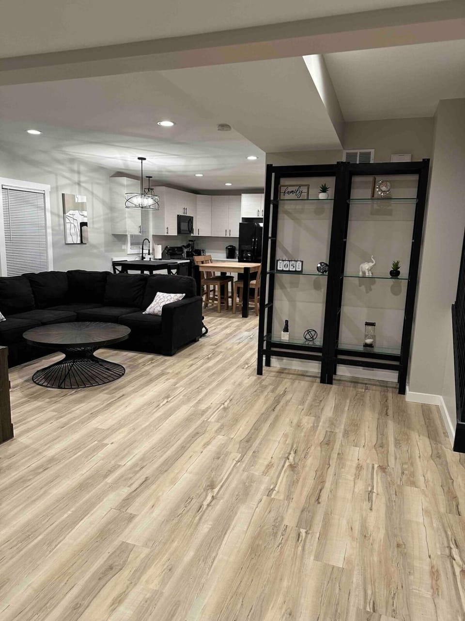 TV and multimedia, Living room, Seating area