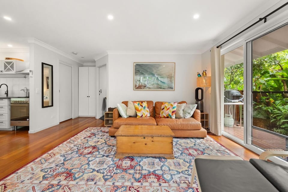 Kookaburra Beachside Apartment - 176 Alcorn Street, Suffolk Park Apartment in New South Wales