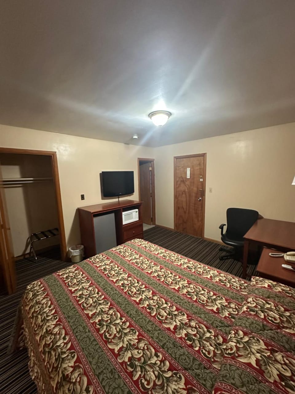 Budget Inn - Cambridge Motel in Cambridge