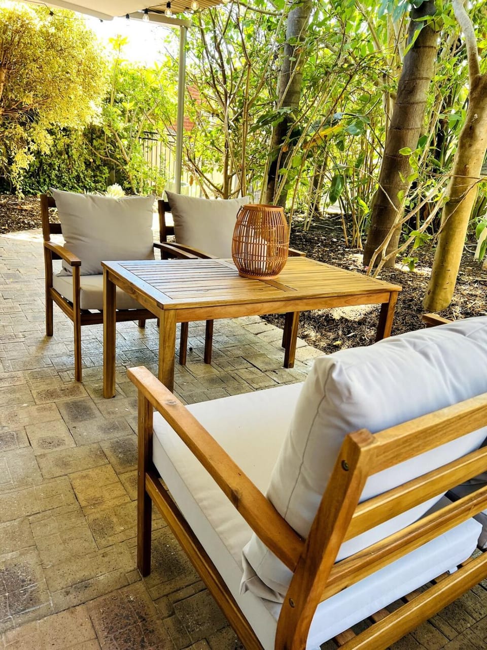 Patio, Garden, Seating area, Dining area, Garden view