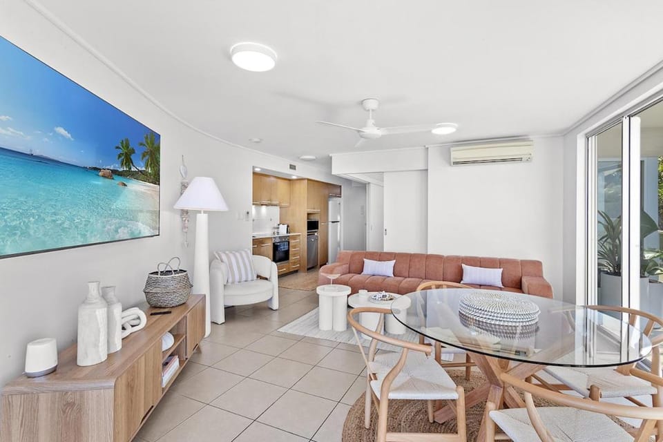 Searene By The Sea Apartment in Airlie Beach