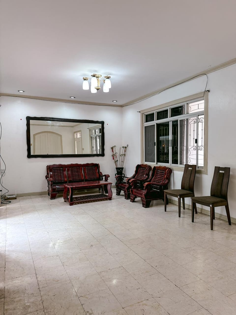6-Bedroom Duplex with pool near NAIA Villa in Paranaque