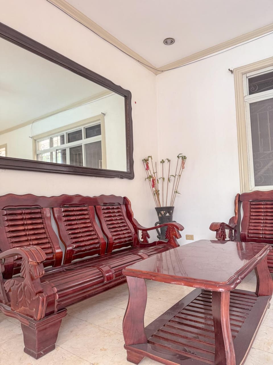 6-Bedroom Duplex with pool near NAIA Villa in Paranaque